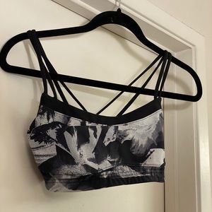 Lucy sports bra